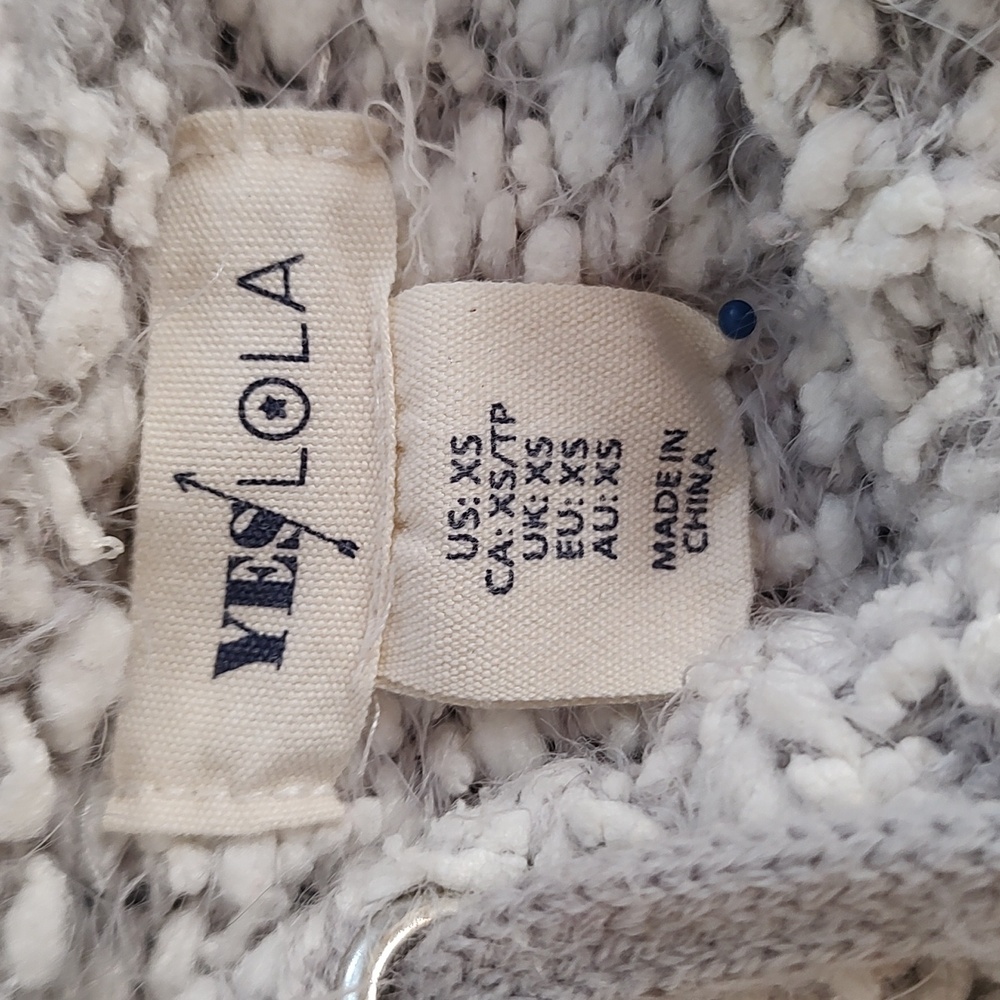 Yes LoLa Hooded Chunky Loose Knit Sweater w/ Pom poms/Size XS - Picture 8 of 9